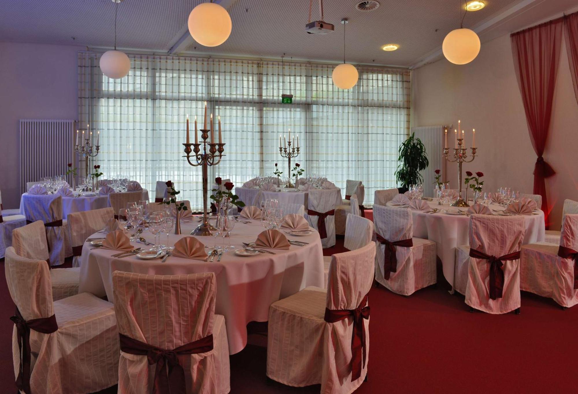 Best Western Plus Konrad Zuse Hotel Хюнфельд Экстерьер фото